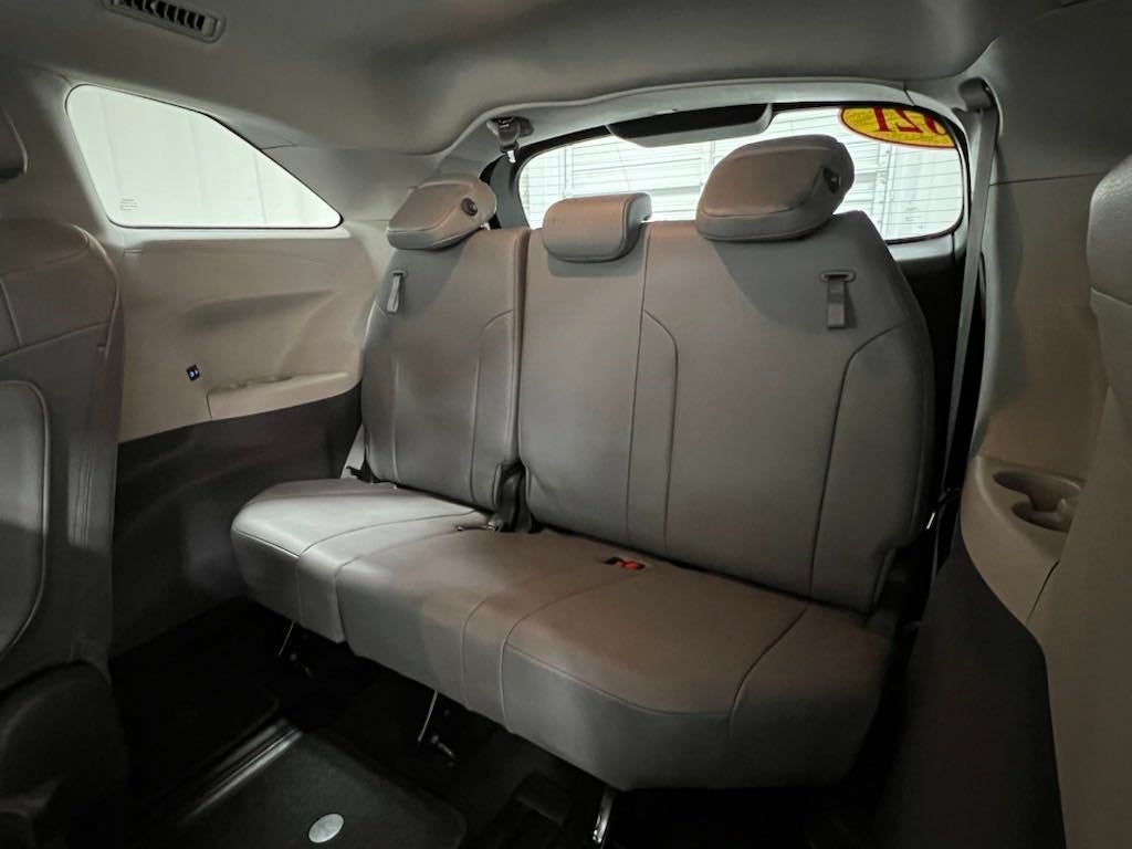 2021 Toyota Sienna XLE 7 Passenger
